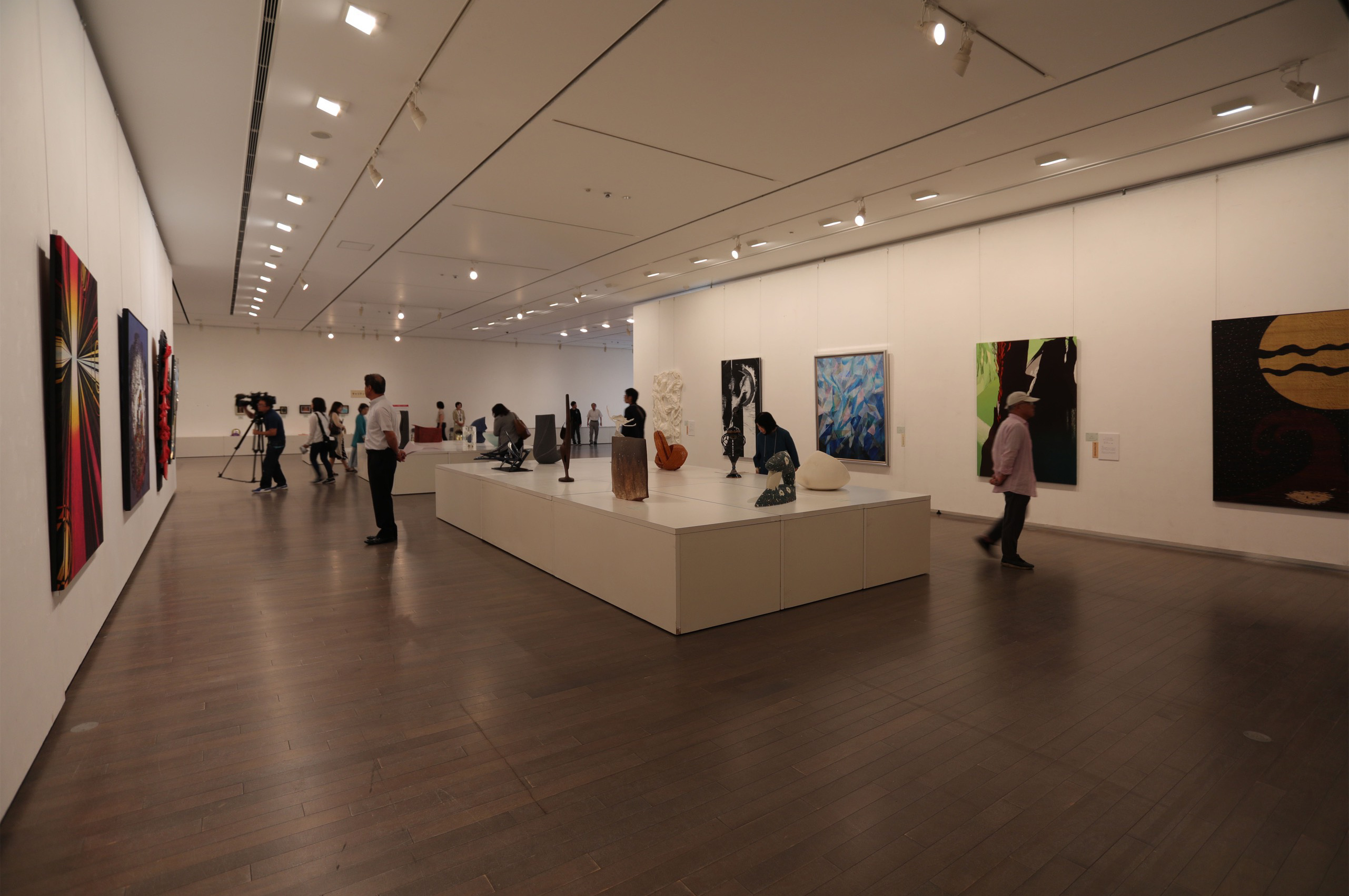 日本現代工芸美術展